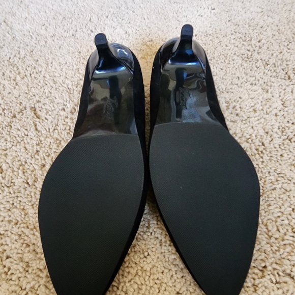 Kitten Heel Suede Trotters - Picture 3 of 5